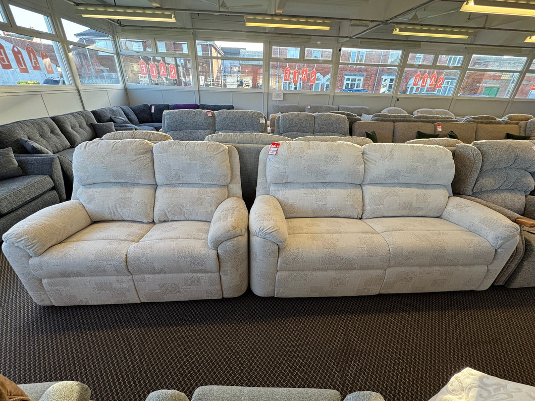 Ex Big Chain Store: ‘Cambridge’ 3 seat + 2 Seat Sofa